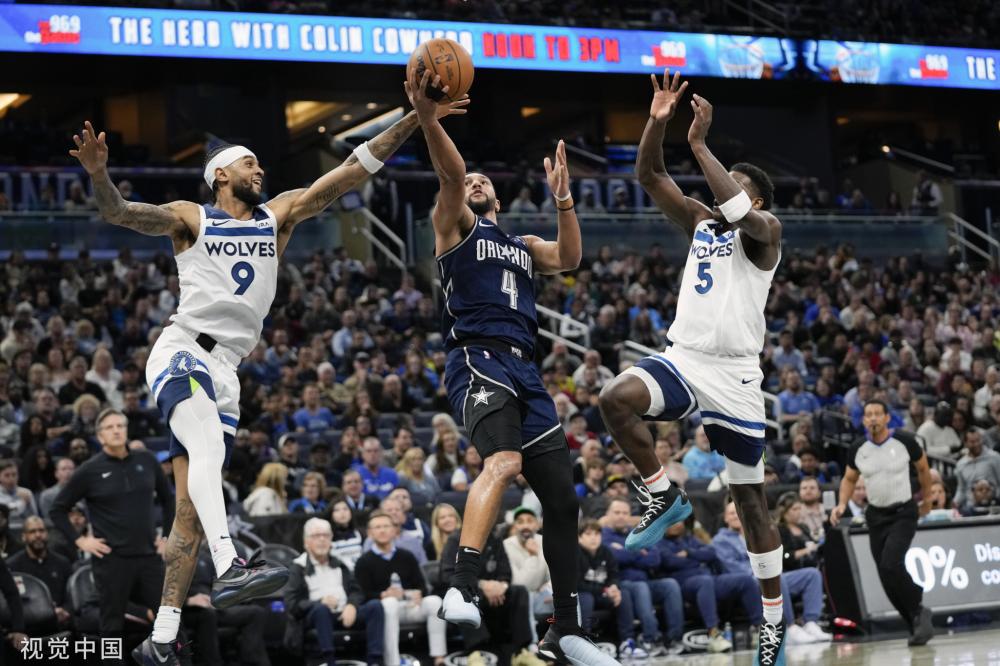 而是凭借自 而是凭借自