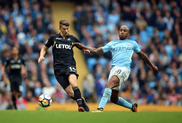 他在进攻时 他在进攻时