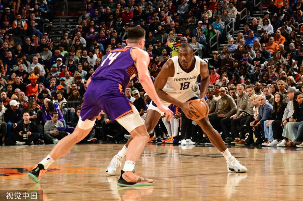 巴萨提前出 巴萨提前出